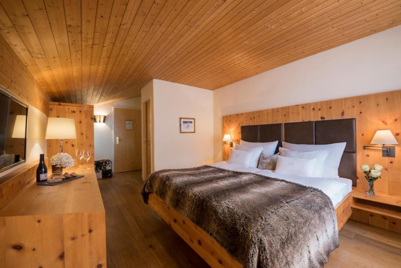 BERGSPA HOTEL LA VAL BRIGELS SWITZERLAND SEASON